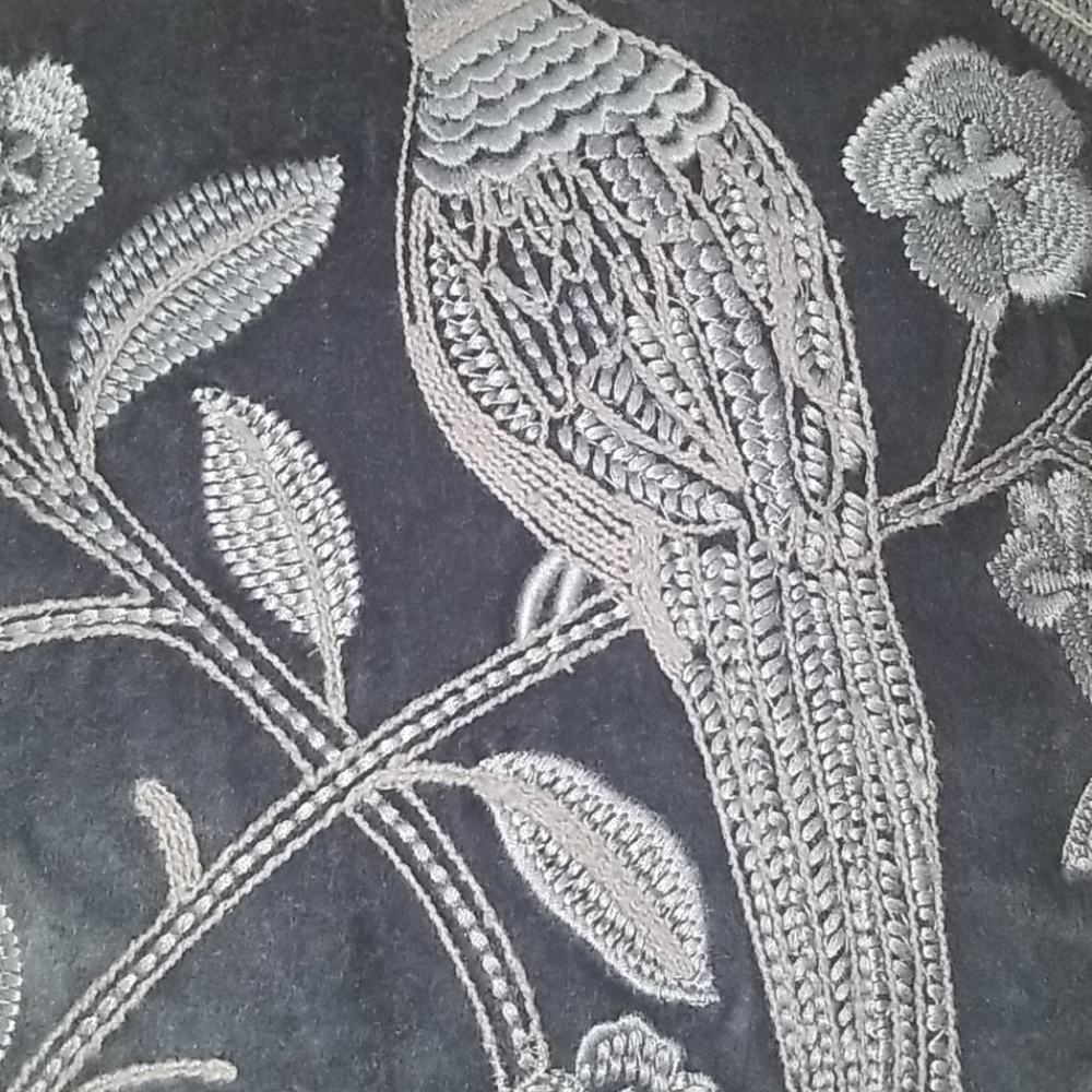 Threshold blue VELVET toss pillow - Picture 9 of 9